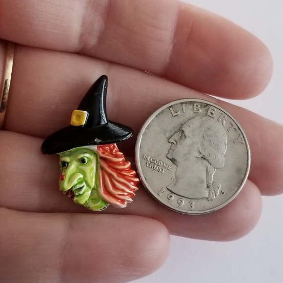Vintage witch pin Halloween lapel brooch creepy spooky jewelry - Picture 5 of 9
